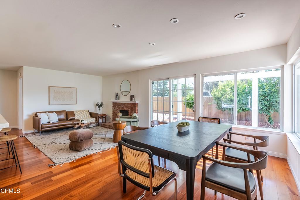 3872 Aztec Court
