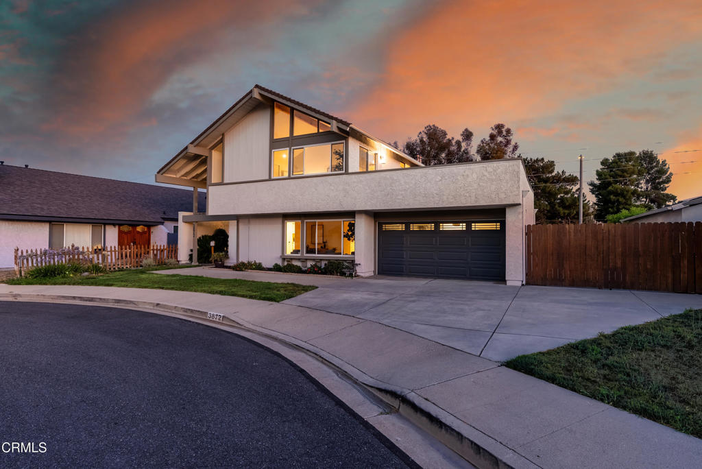 3872 Aztec Court