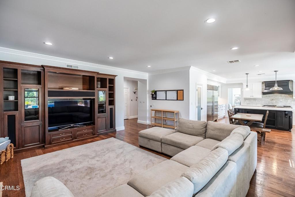 4414 Paseo Santa Rosa