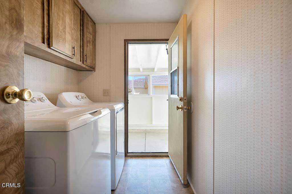 975 W Telegraph Road 24