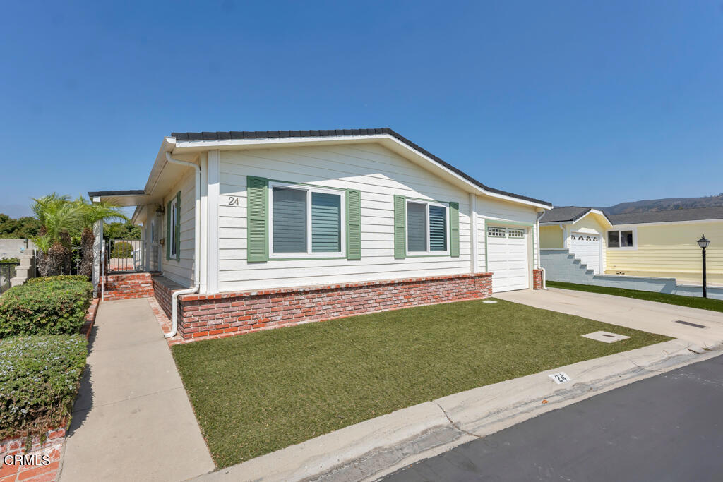 975 W Telegraph Road 24