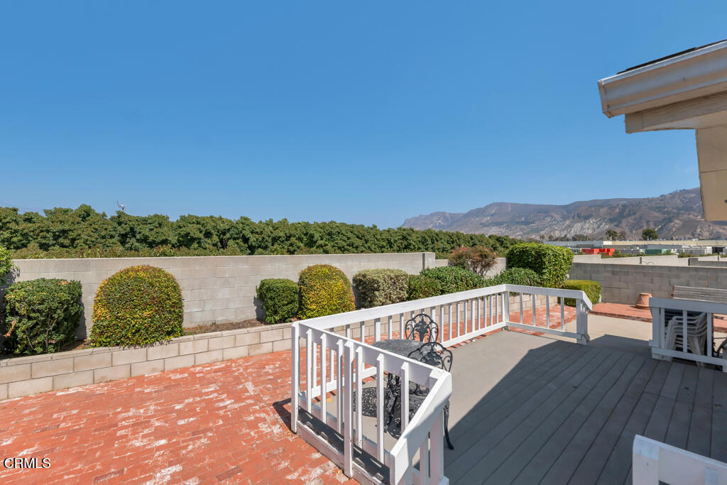 975 W Telegraph Road 24