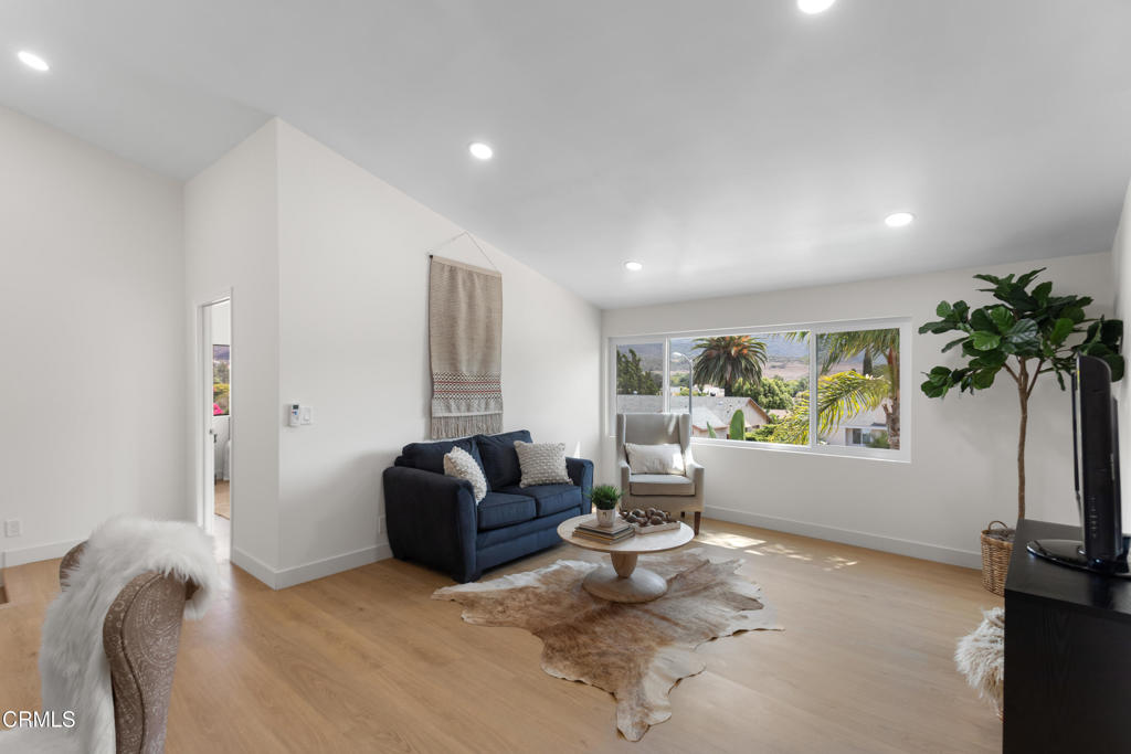 3955 Blackwod Street