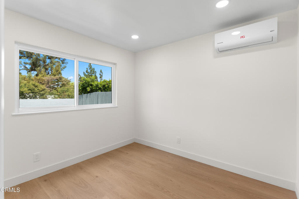 3955 Blackwod Street