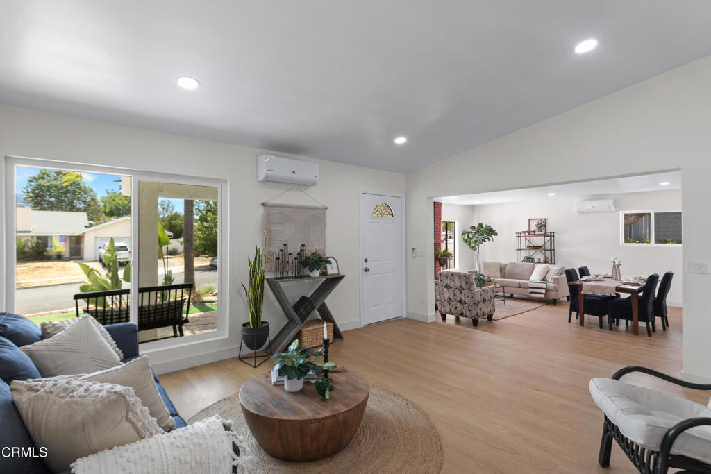 3955 Blackwod Street