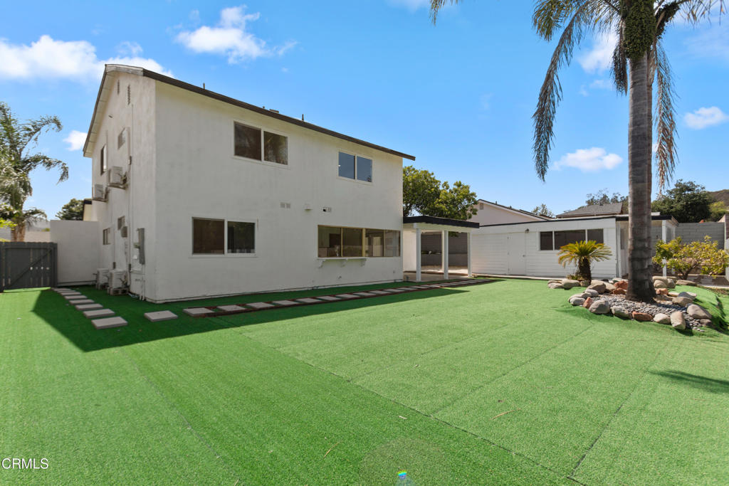 3955 Blackwod Street