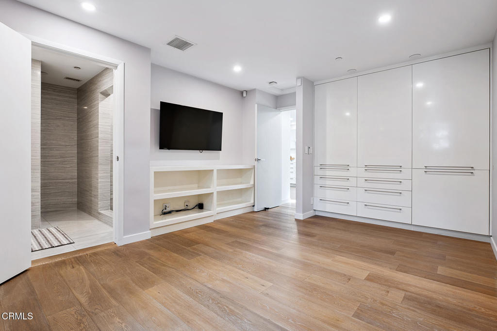 329 Westbourne Drive
