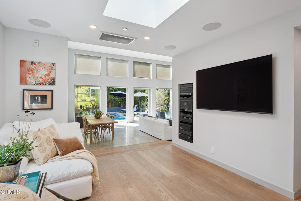 329 Westbourne Drive