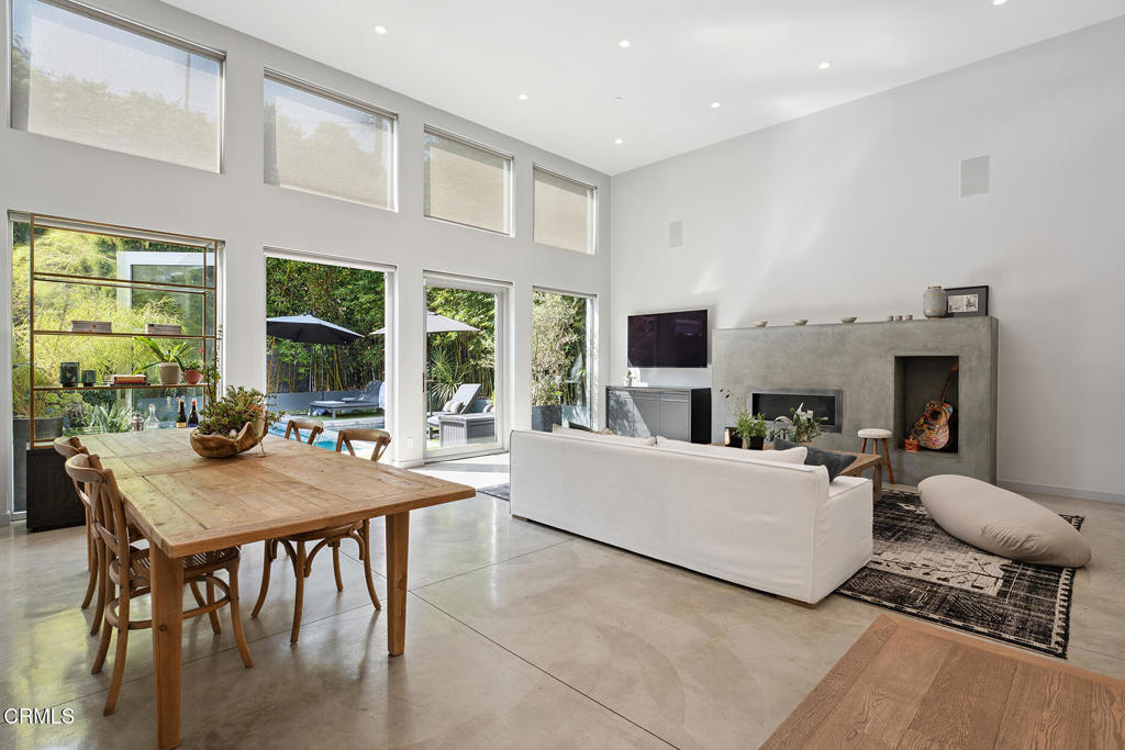 329 Westbourne Drive