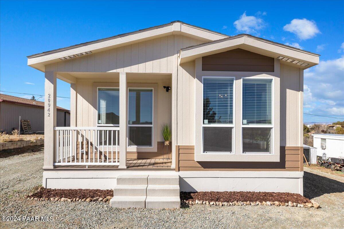 20942 E Skyview Lane