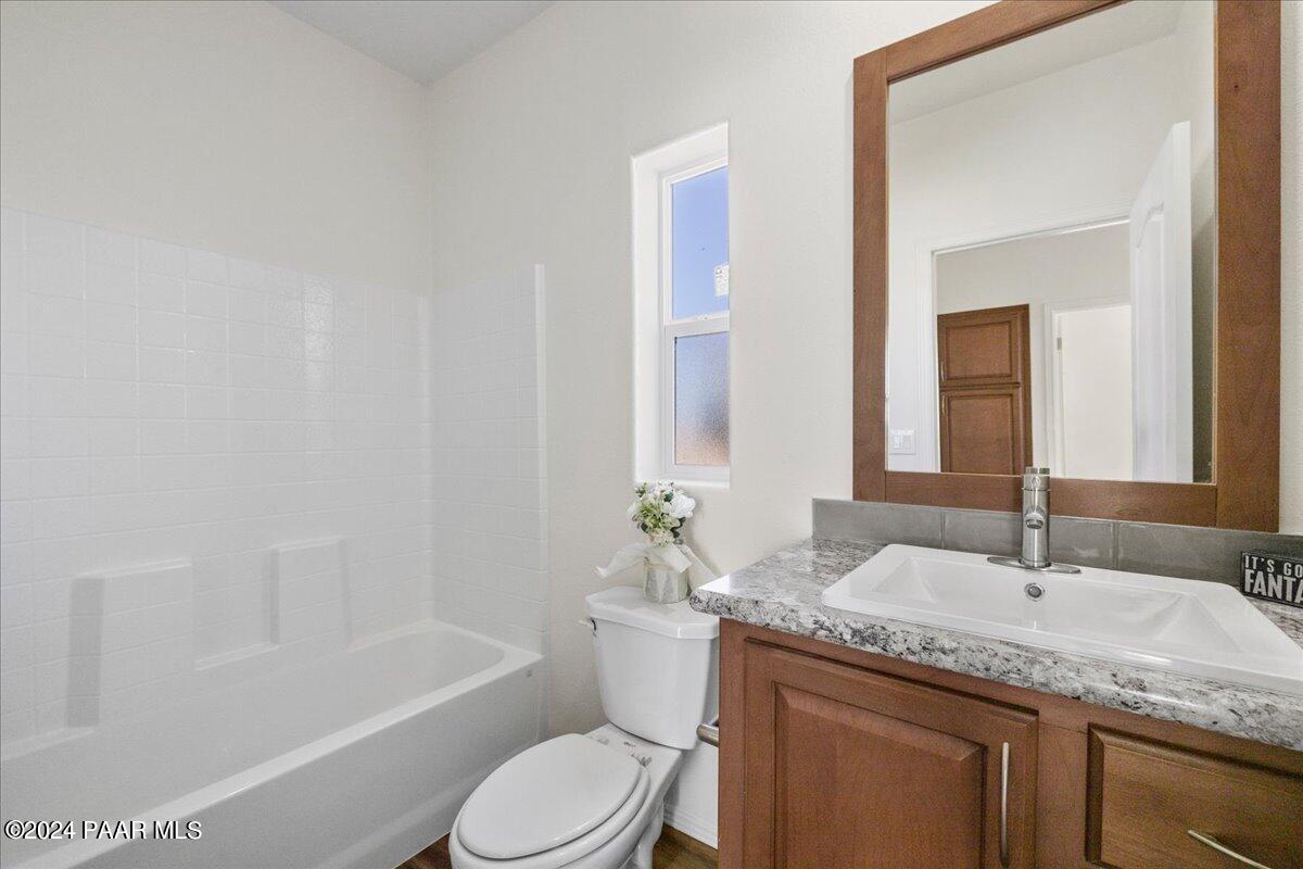 20942 E Skyview Lane