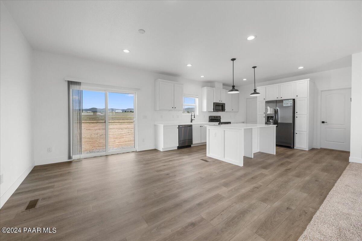 2424 W Hard Cider Trail