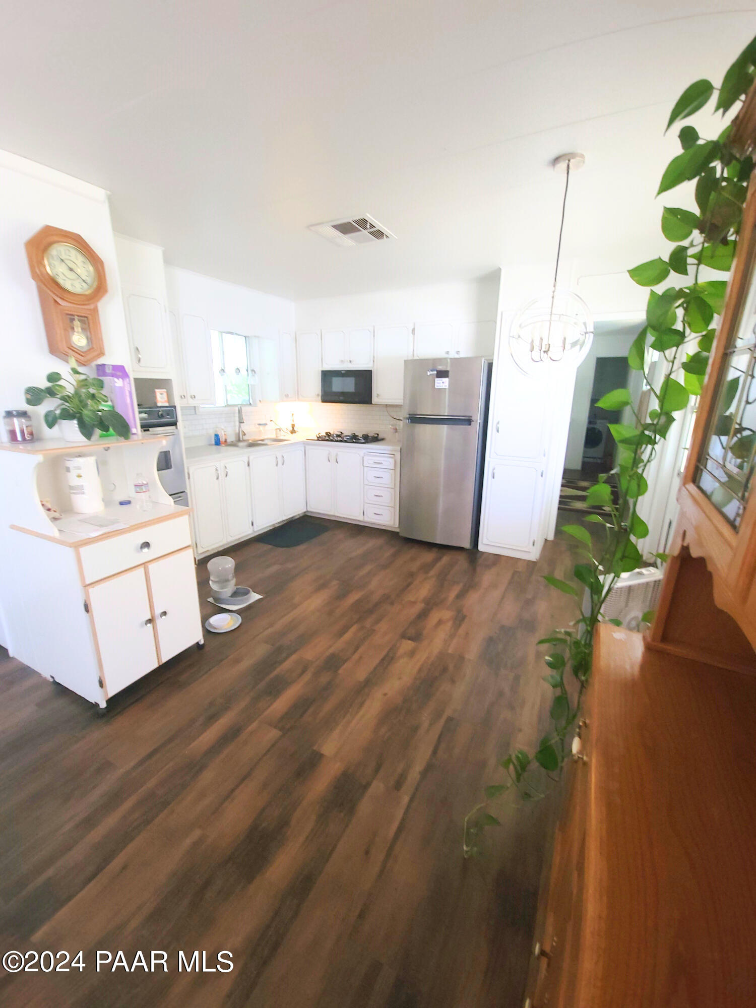 615 West Street Unit: 2