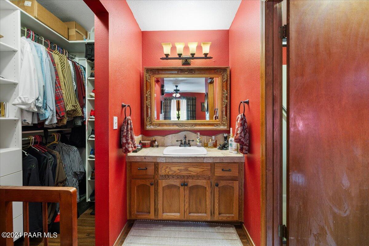 10817 E Turquoise Circle