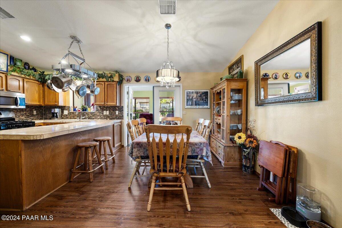 10817 E Turquoise Circle