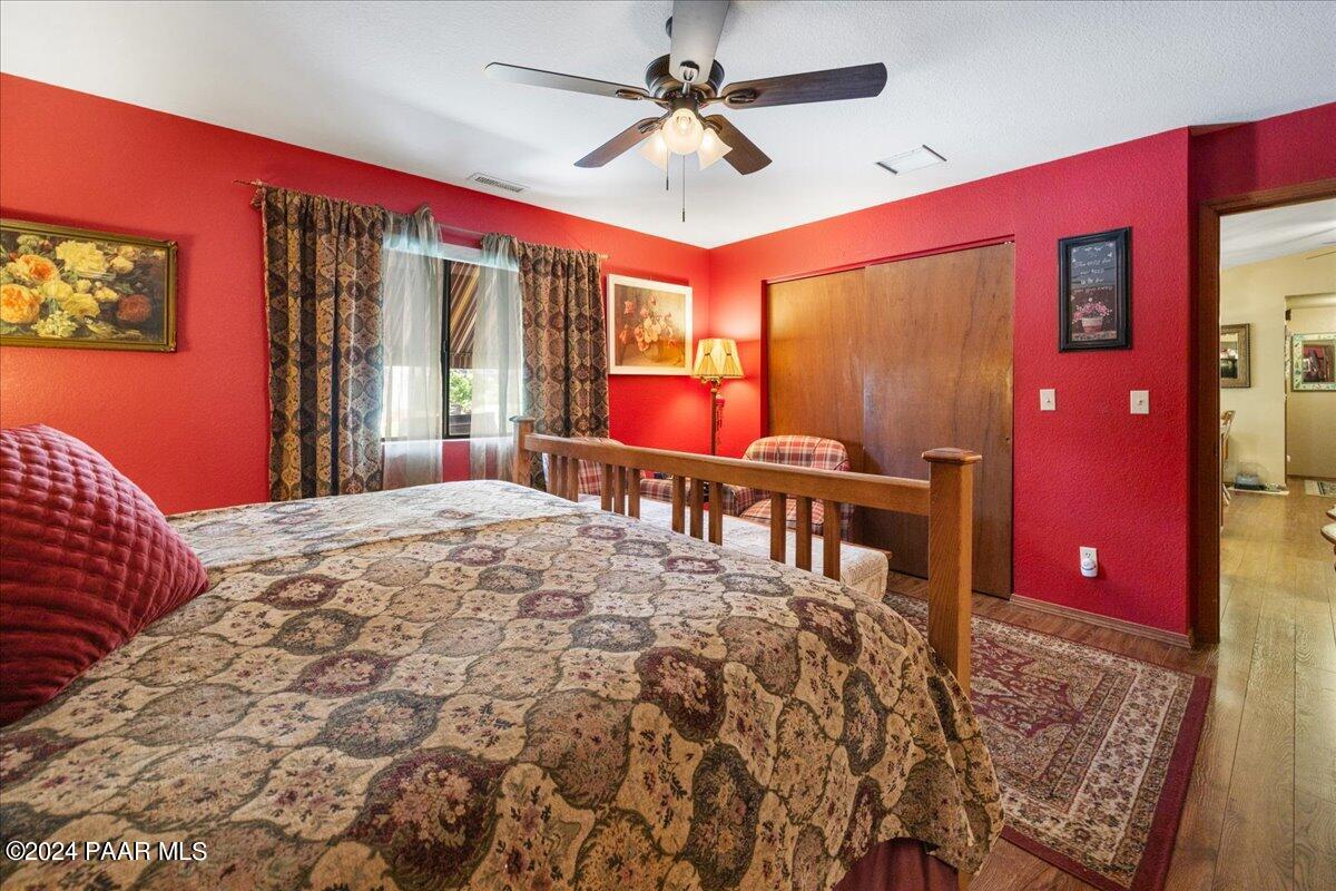 10817 E Turquoise Circle