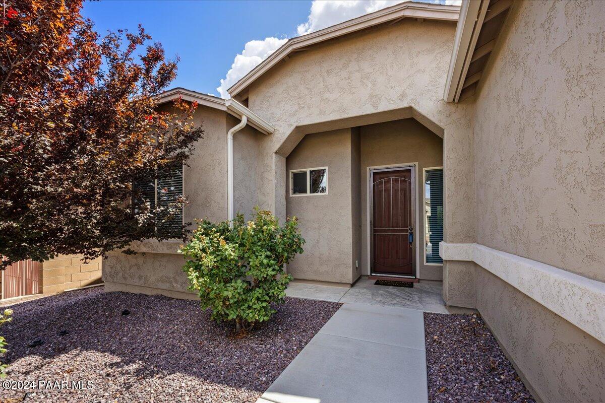 4407 N Dryden Street