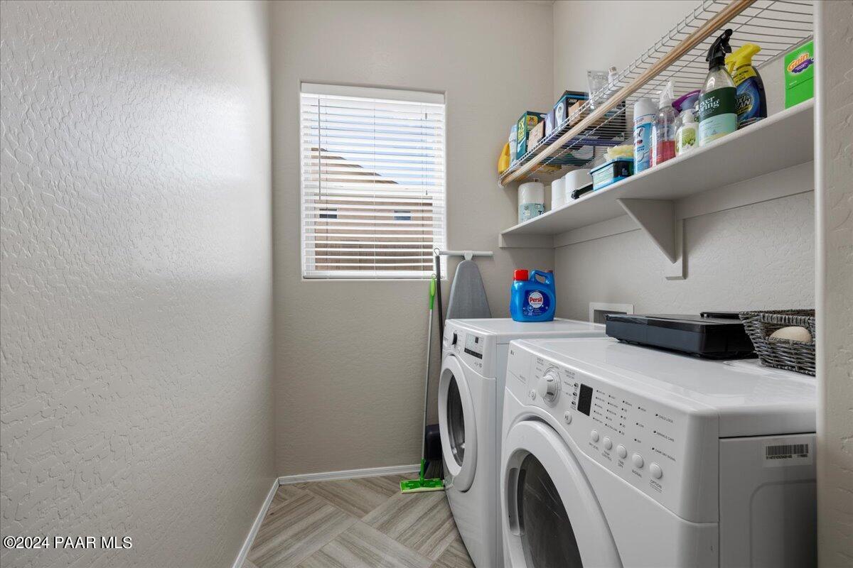 4407 N Dryden Street