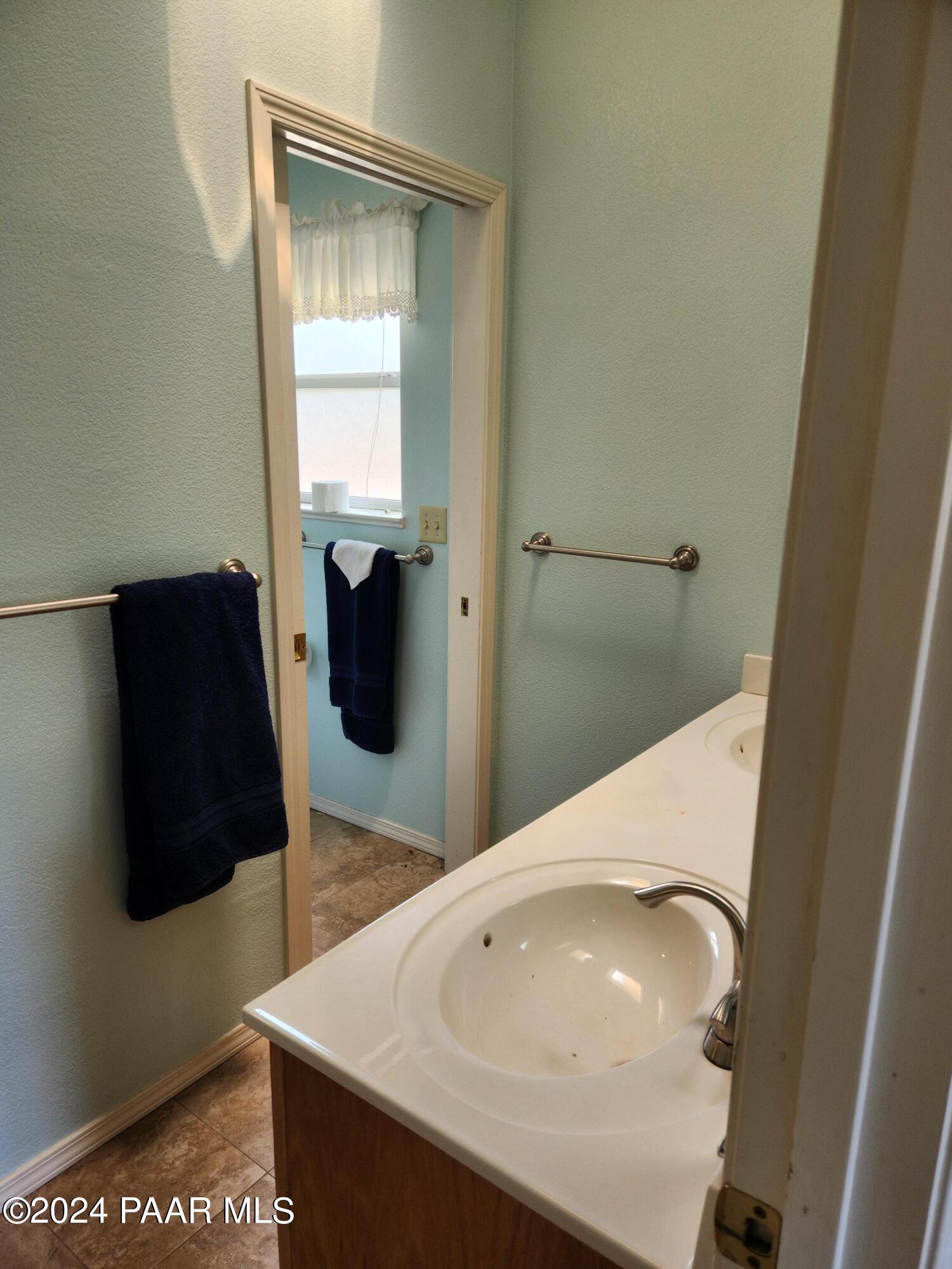 8833 E Volcano Drive