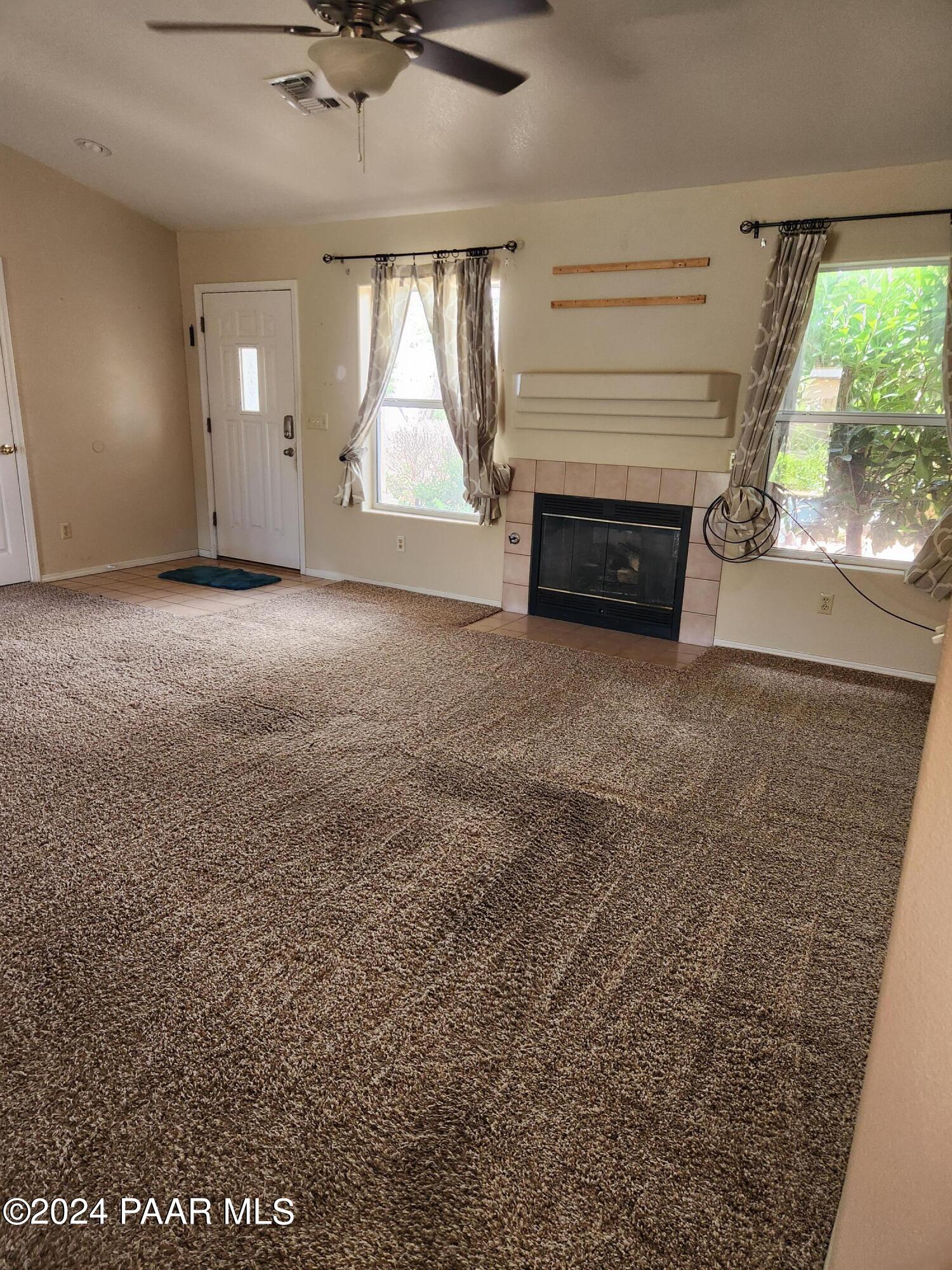 8833 E Volcano Drive