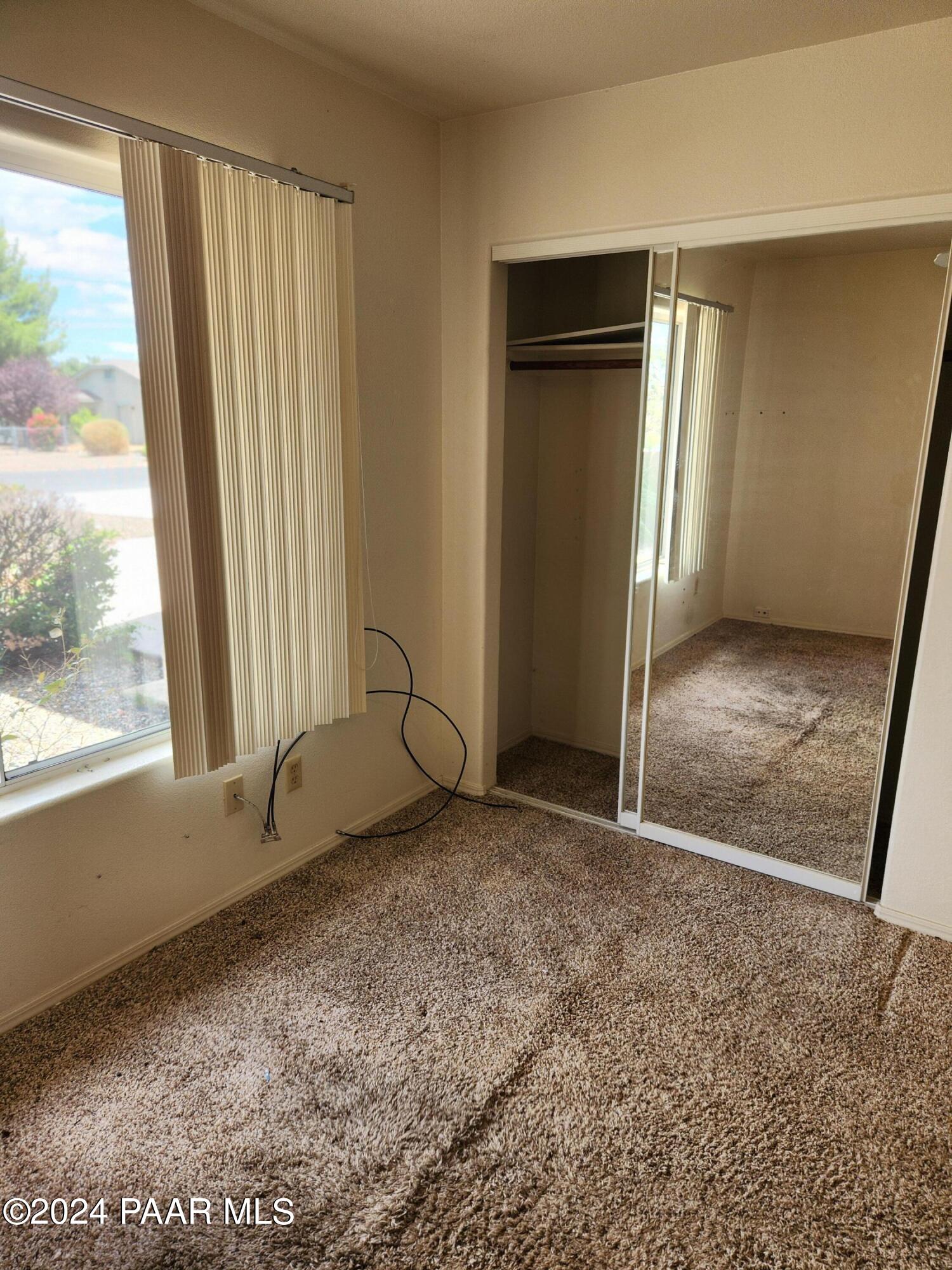 8833 E Volcano Drive