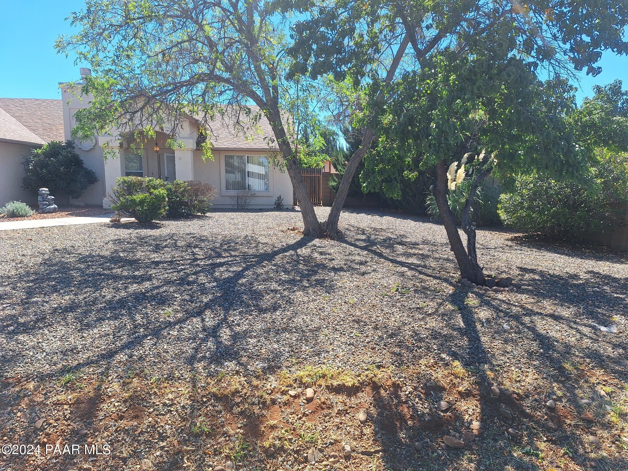 8833 E Volcano Drive