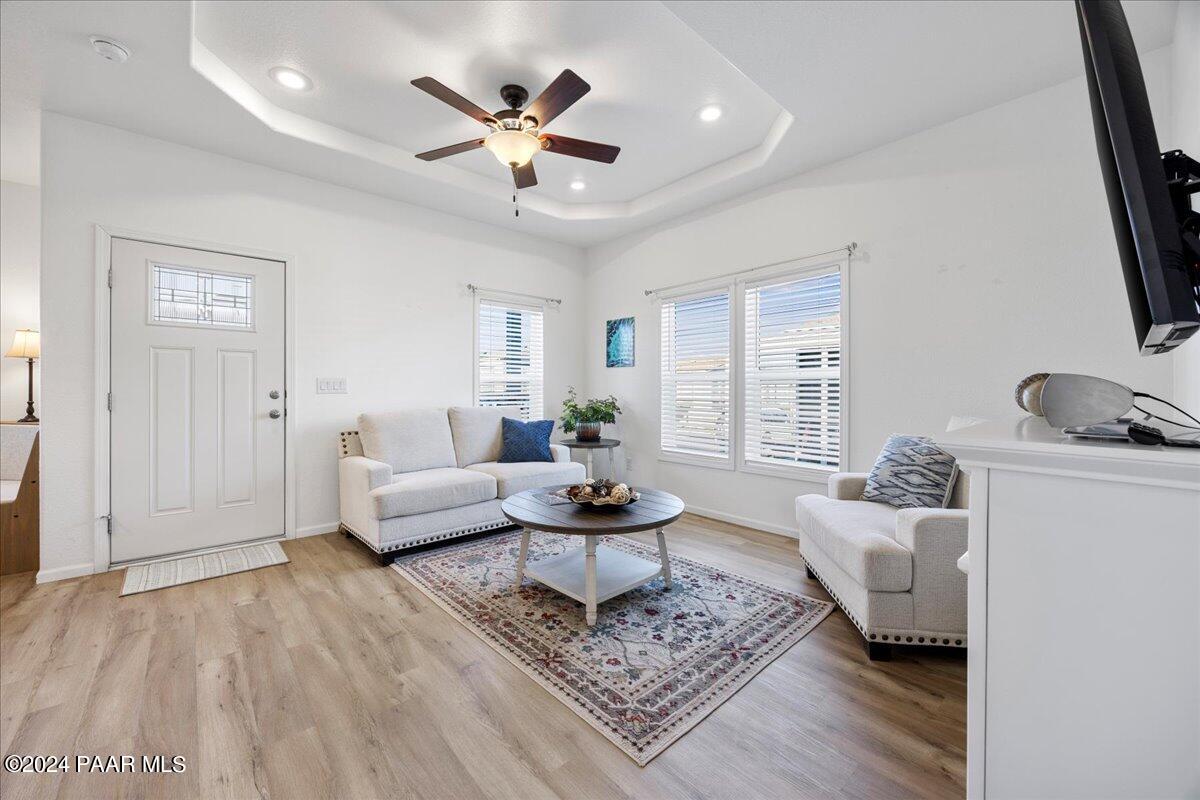 11350 E Sarah Jane Lane Unit: 100