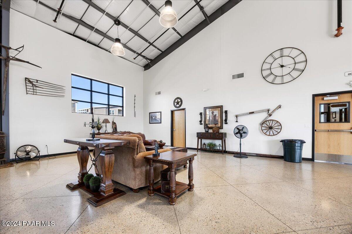 11350 E Sarah Jane Lane Unit: 100