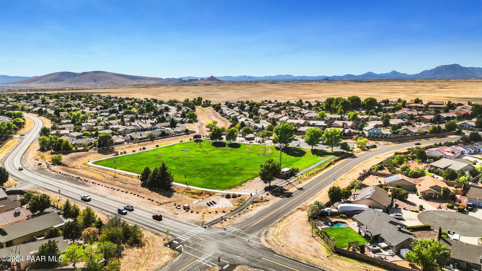 7698 N Winding Trail