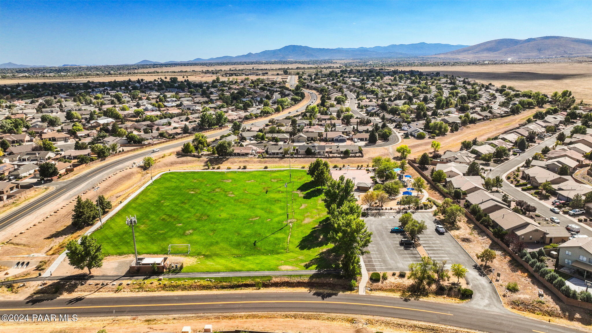 7698 N Winding Trail