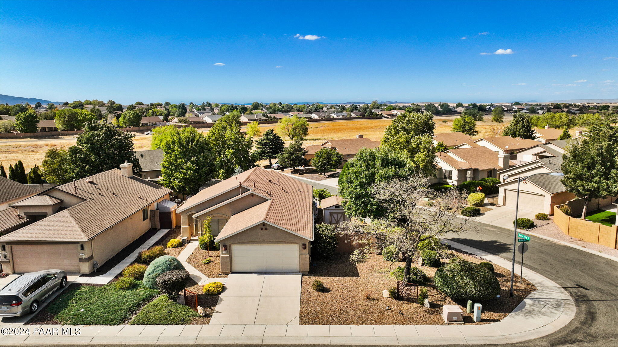 7698 N Winding Trail