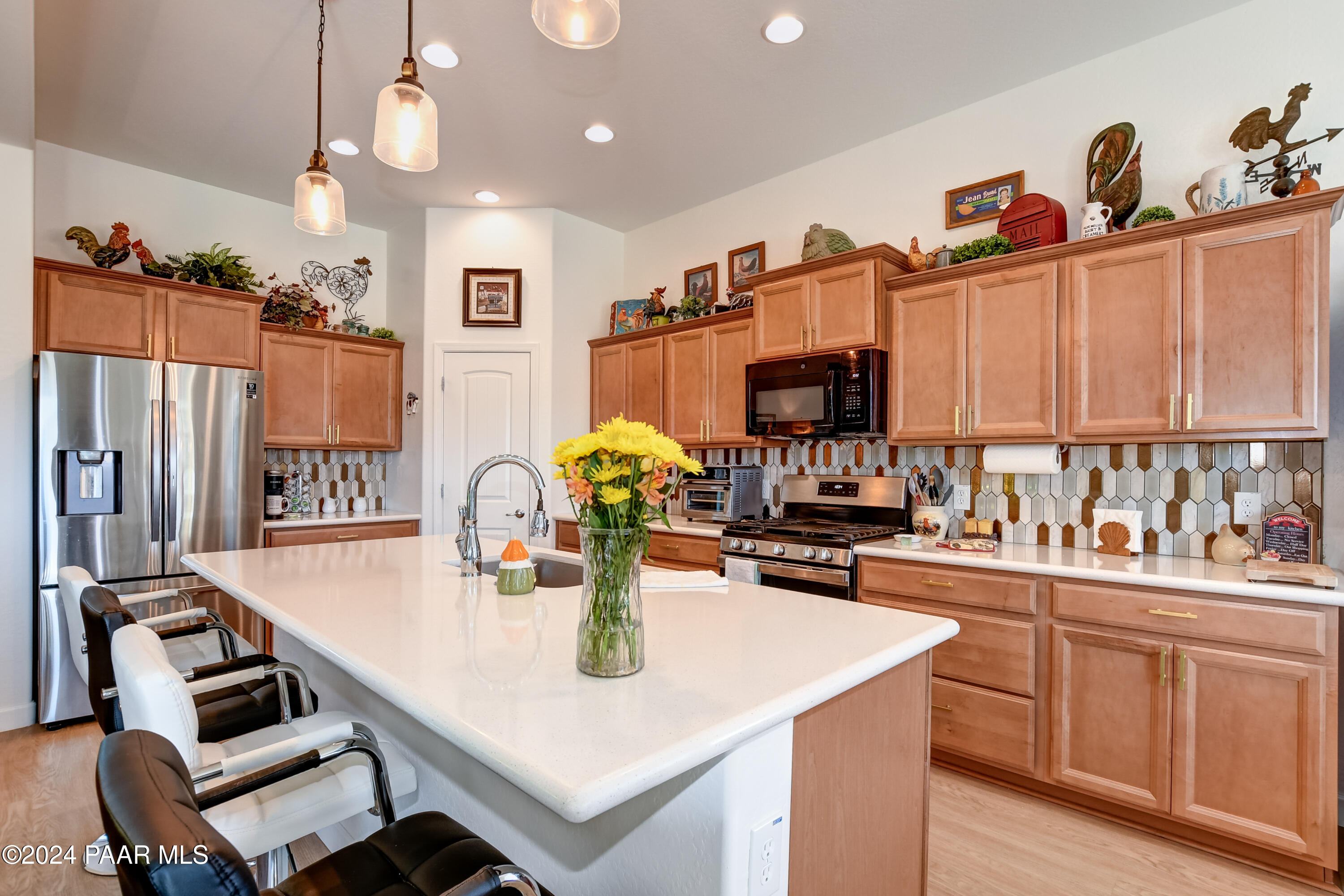 6833 Golden Tree Drive