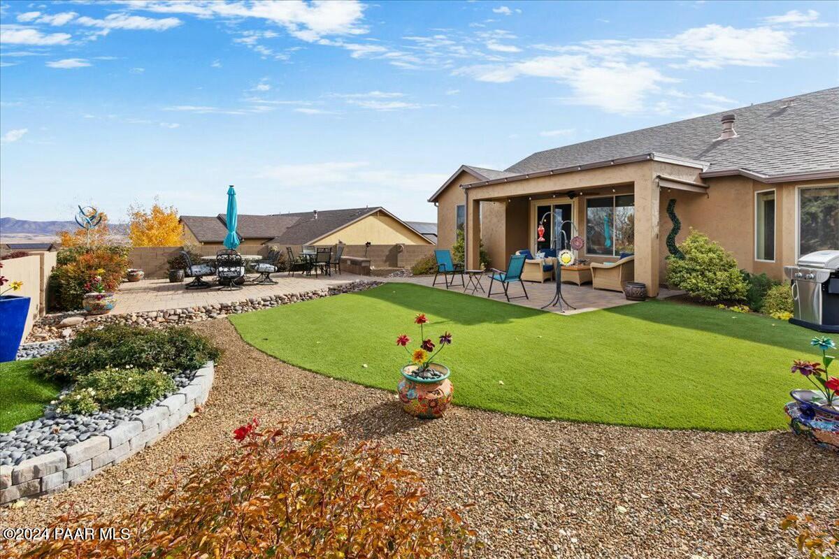 1025 N Wide Open Trail