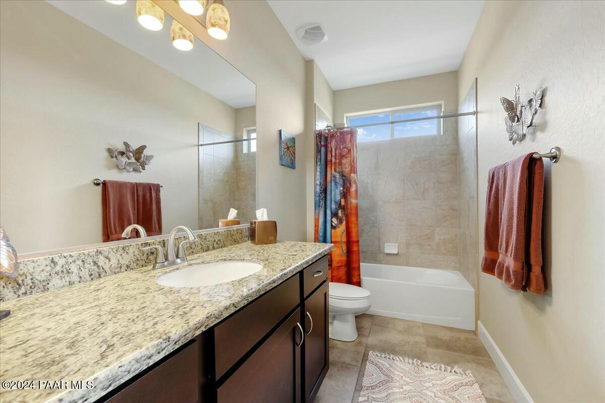 1025 N Wide Open Trail