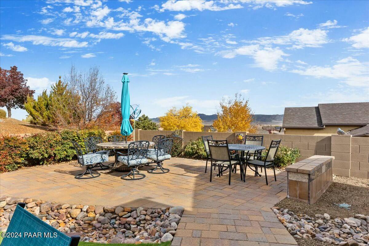 1025 N Wide Open Trail