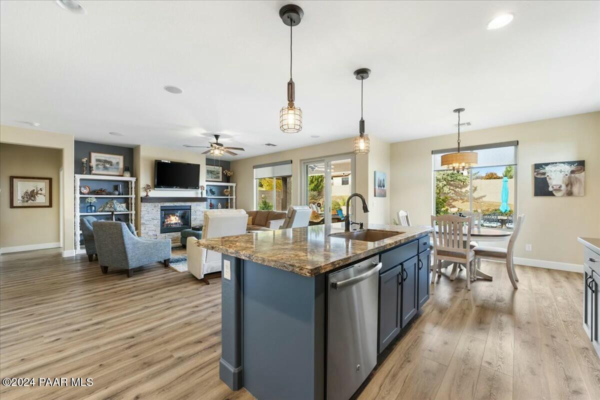 1025 N Wide Open Trail