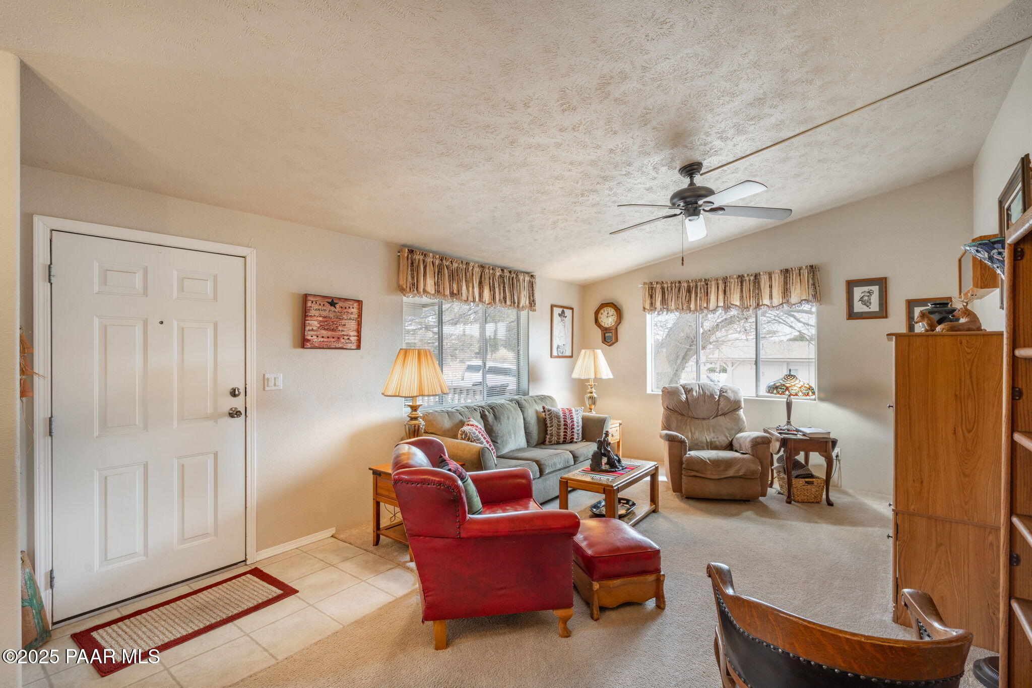 10445 E Manzanita Trail