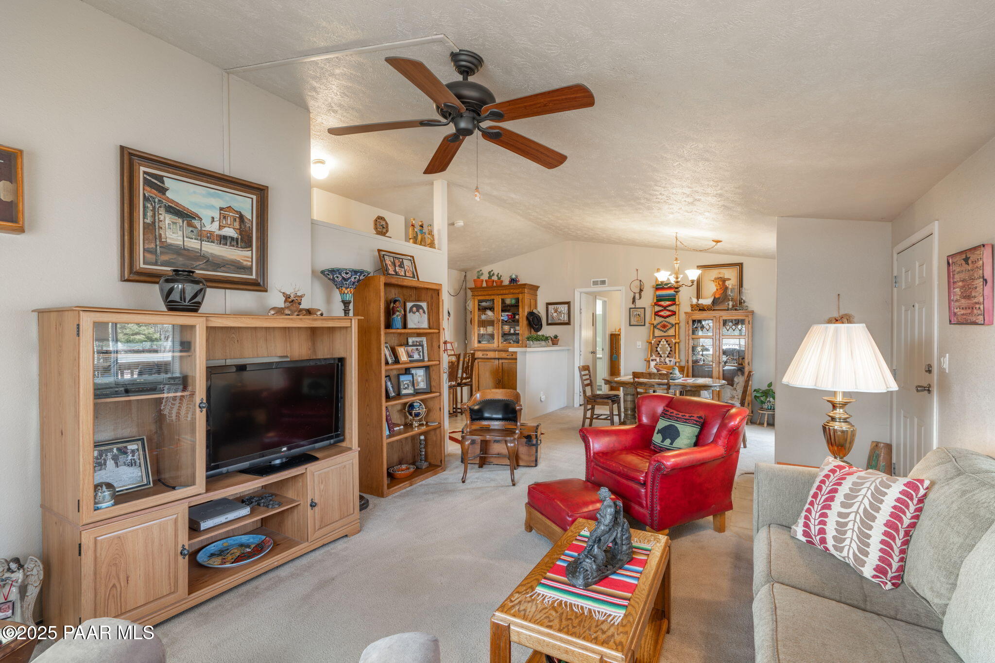 10445 E Manzanita Trail