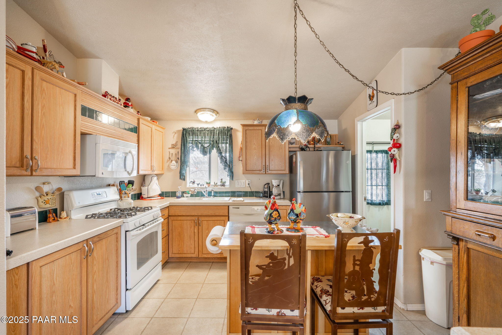 10445 E Manzanita Trail