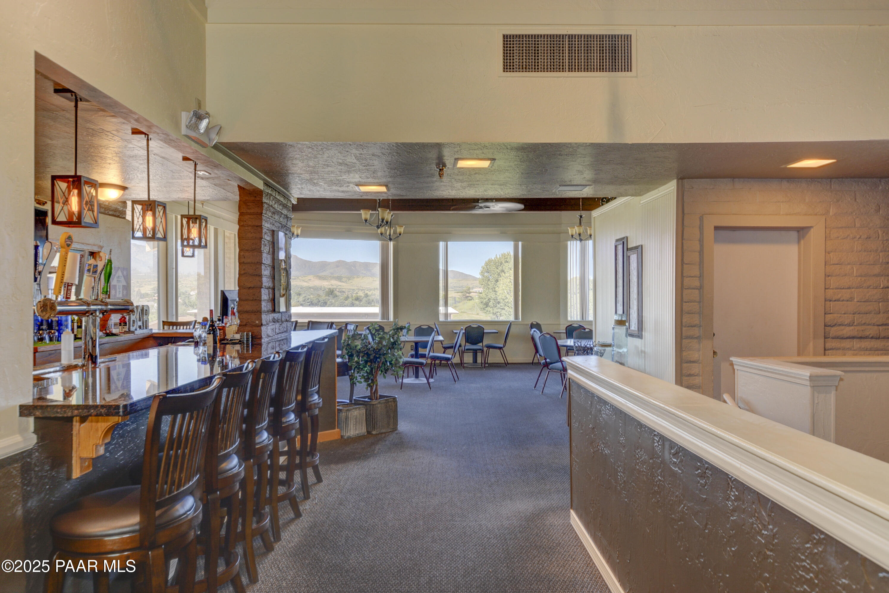 10445 E Manzanita Trail