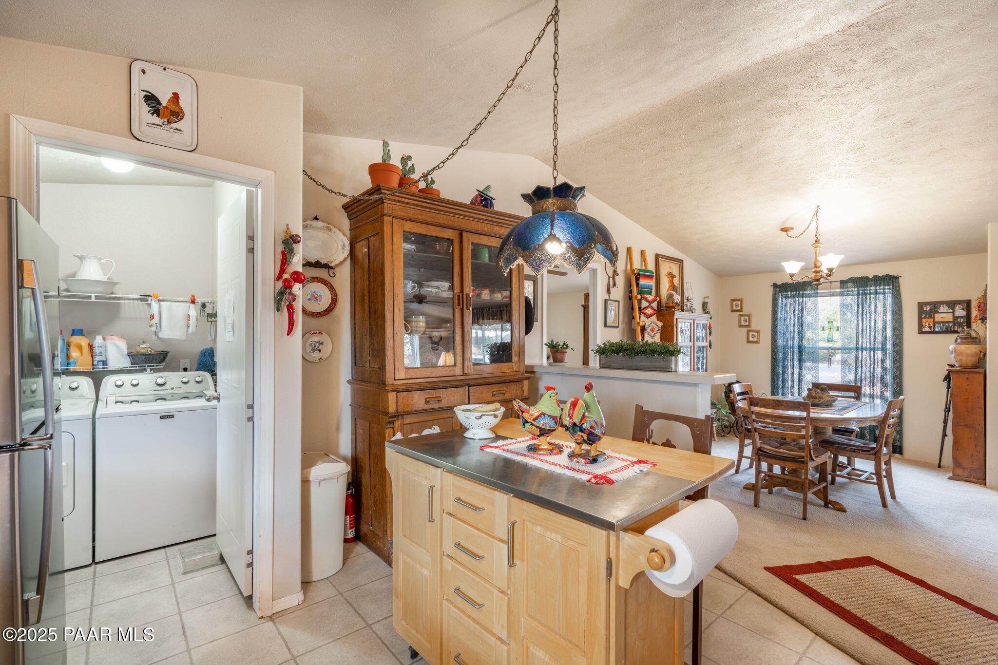 10445 E Manzanita Trail