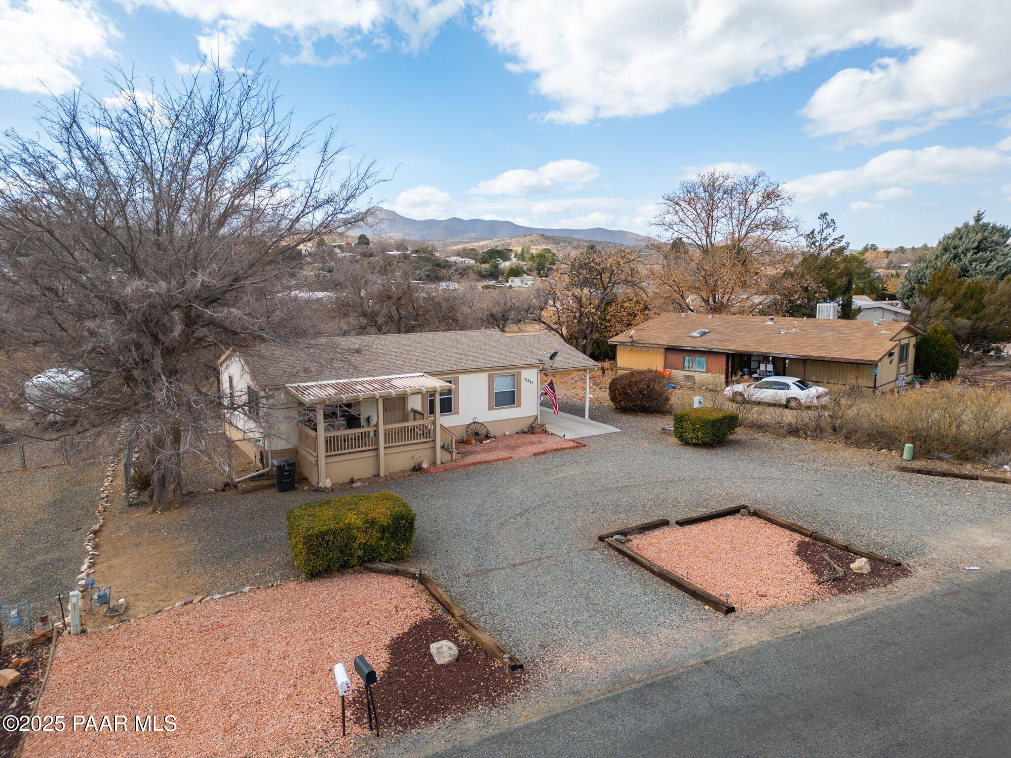 10445 E Manzanita Trail