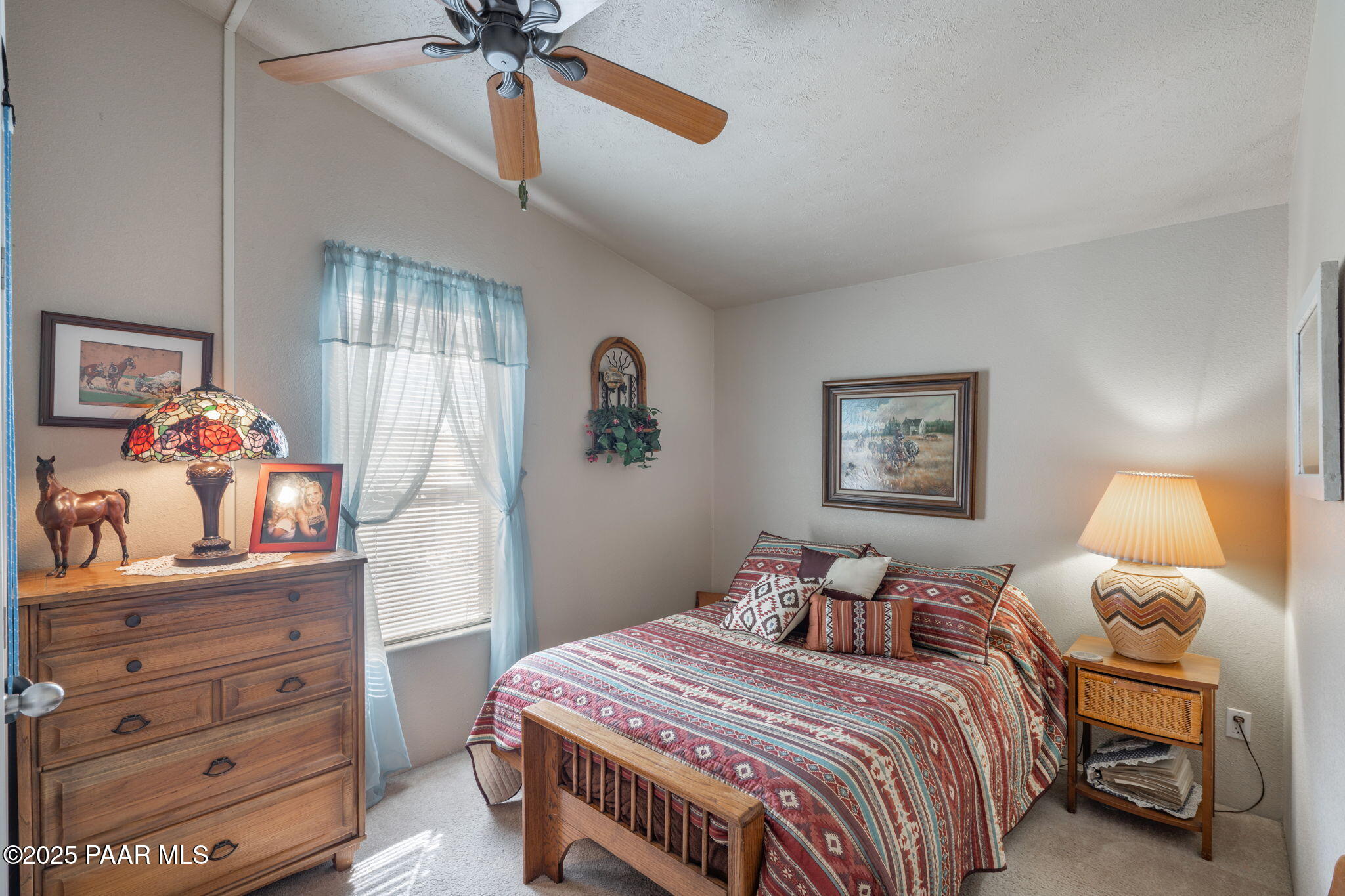 10445 E Manzanita Trail