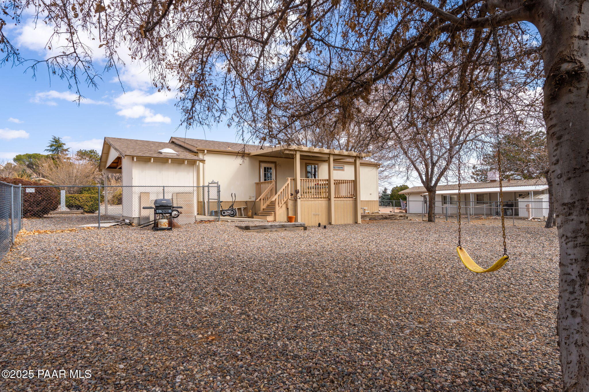 10445 E Manzanita Trail