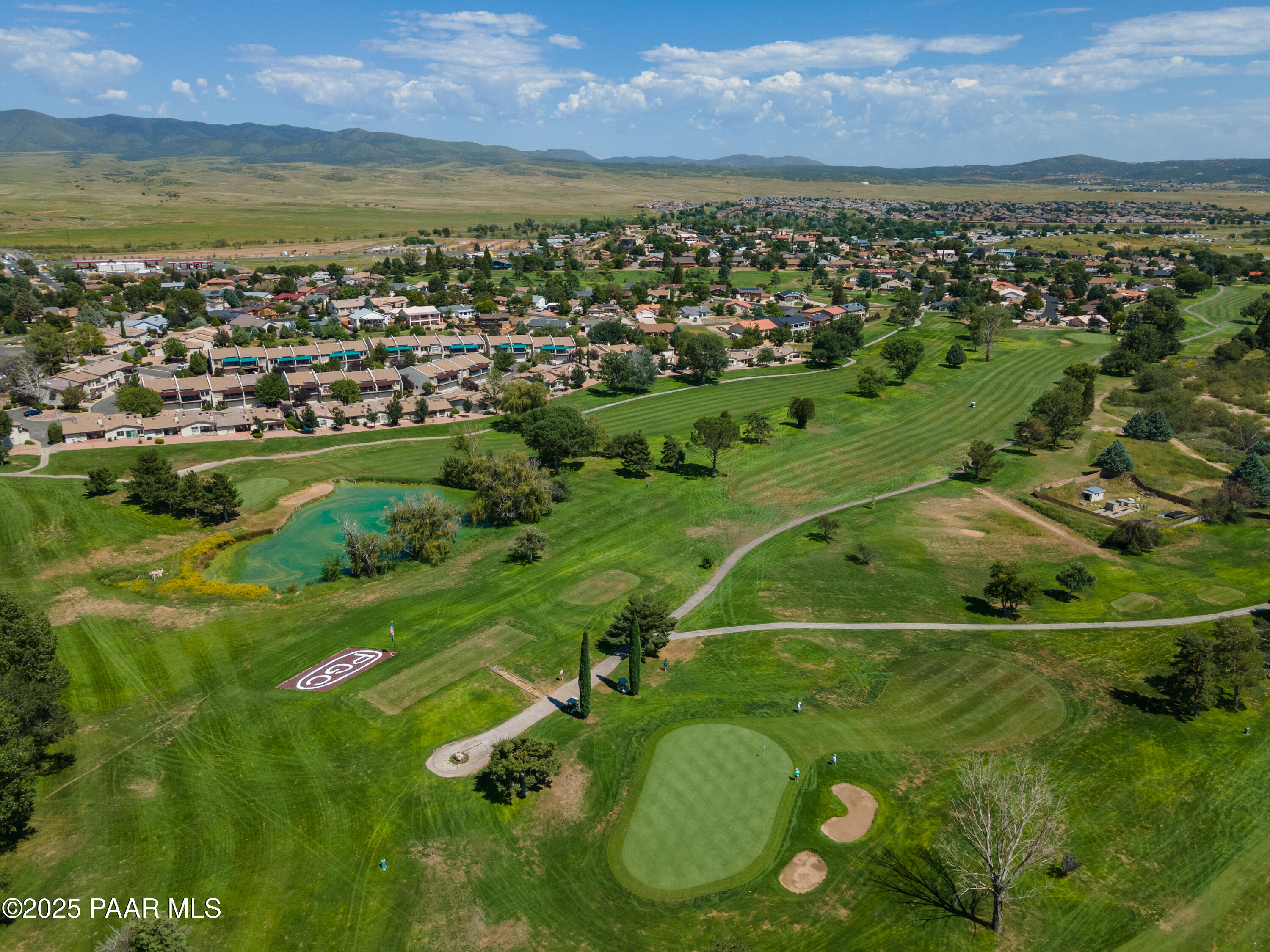 10445 E Manzanita Trail