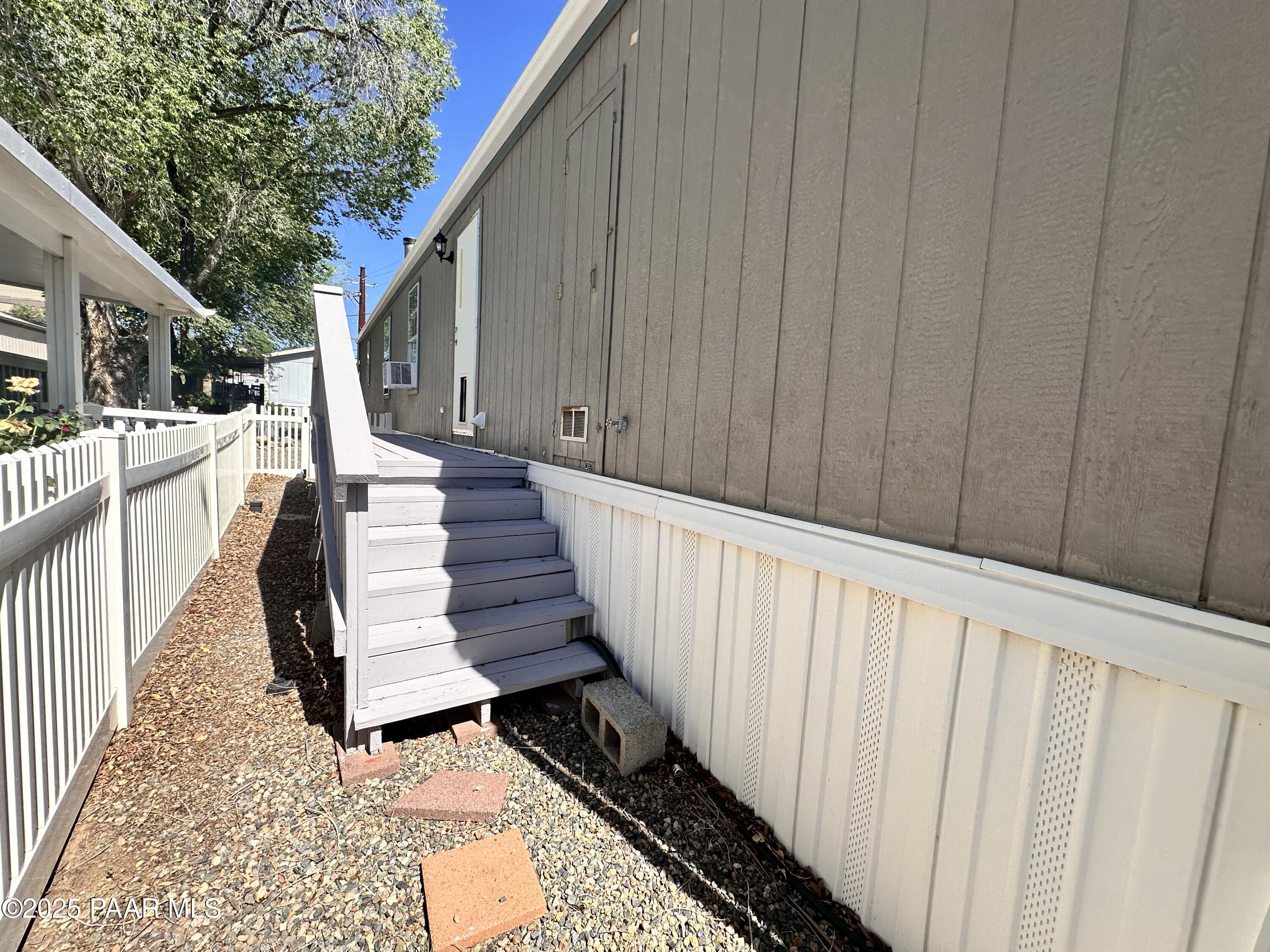 1880 White Cloud Lane Unit: 13