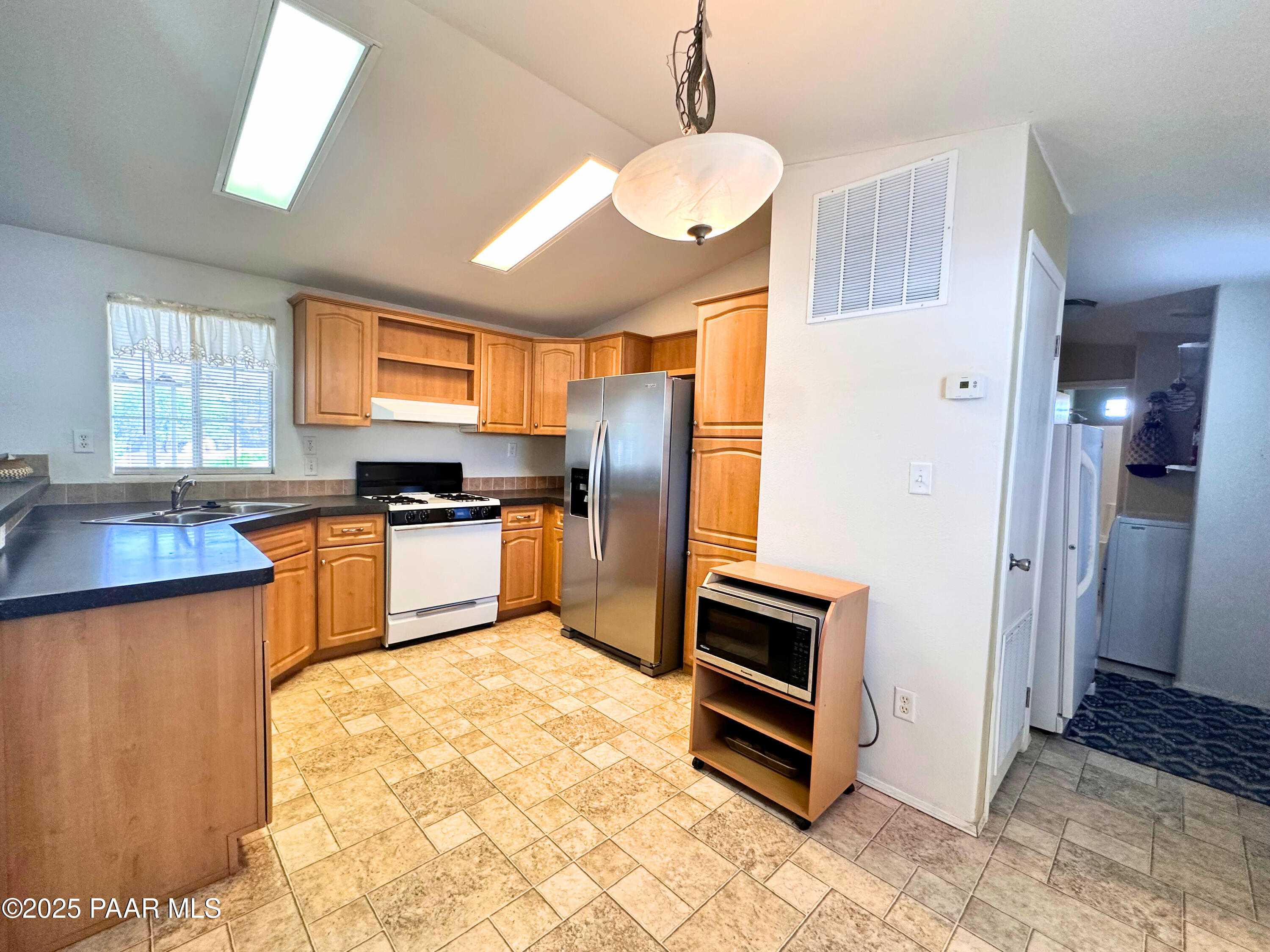 1880 White Cloud Lane Unit: 13