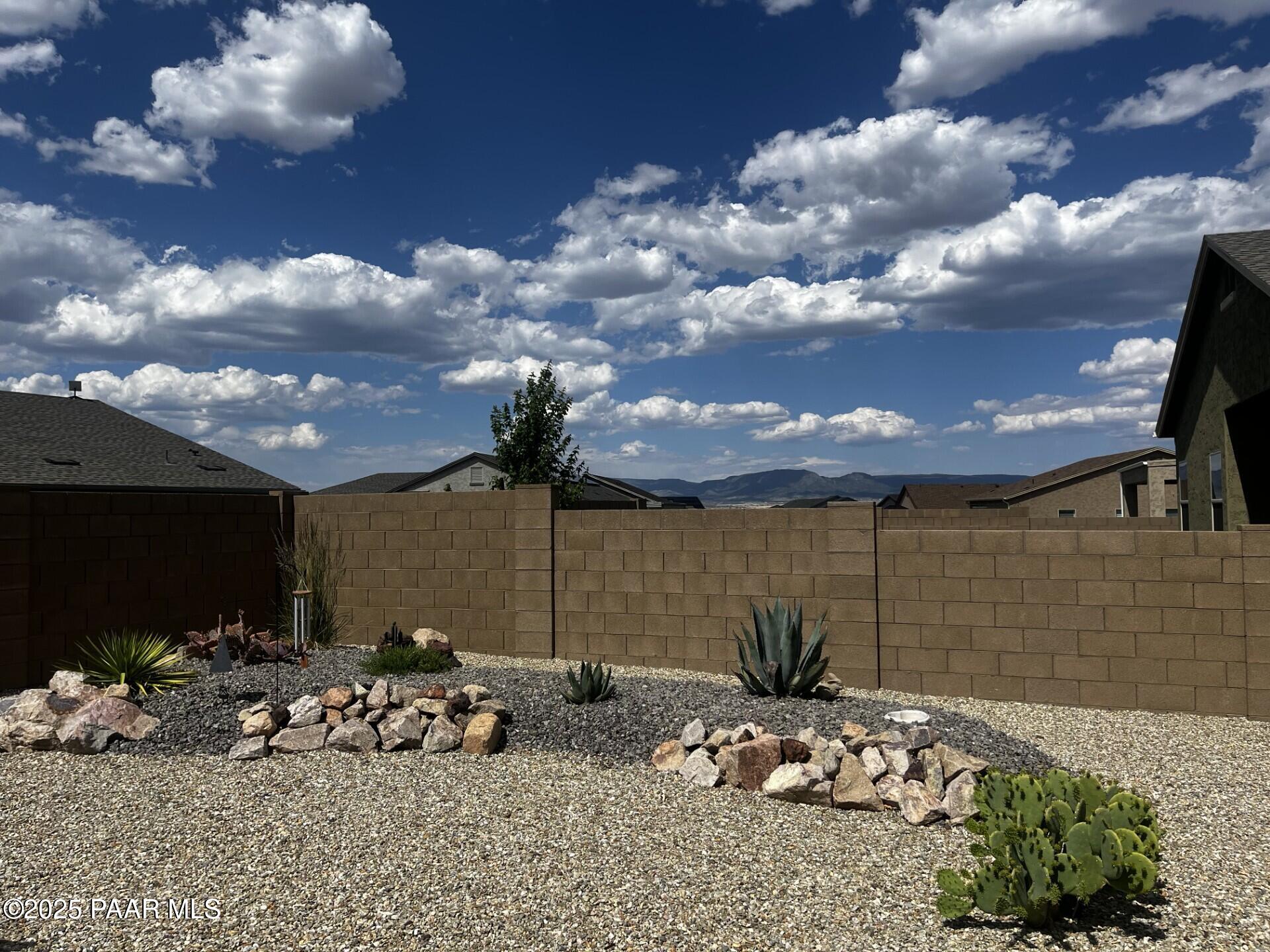 6616 E Lanark Street