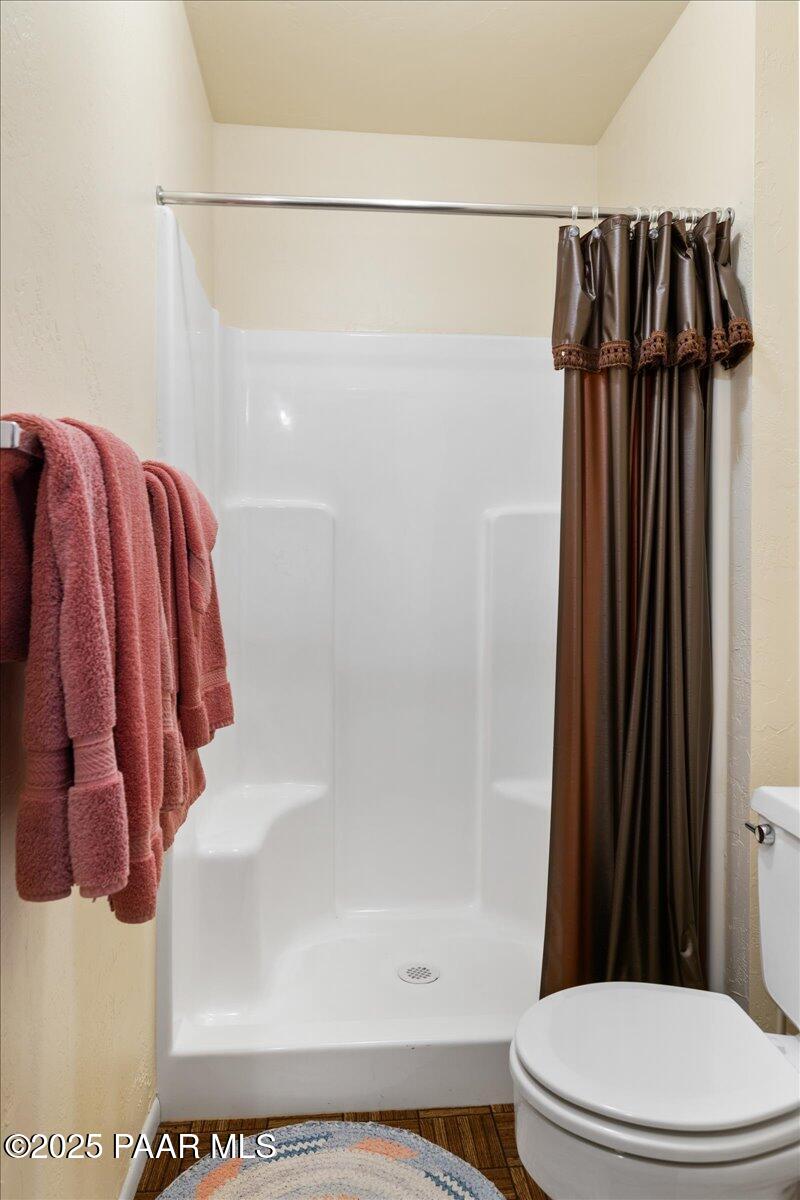 1120 Tanglewood Road