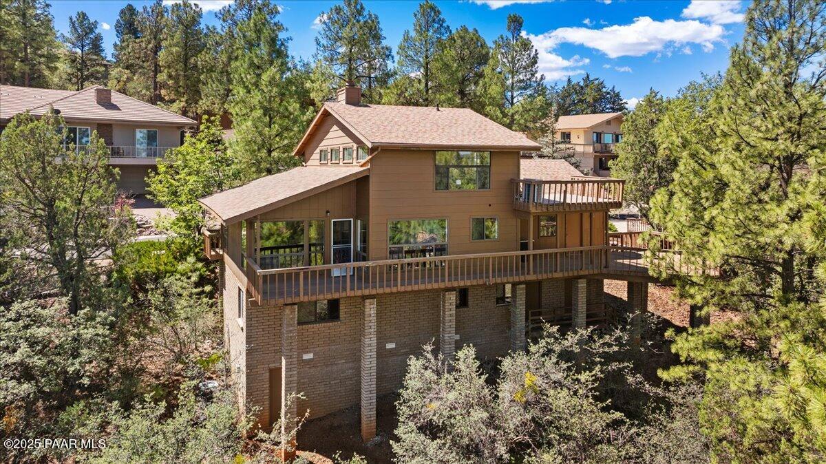 1120 Tanglewood Road